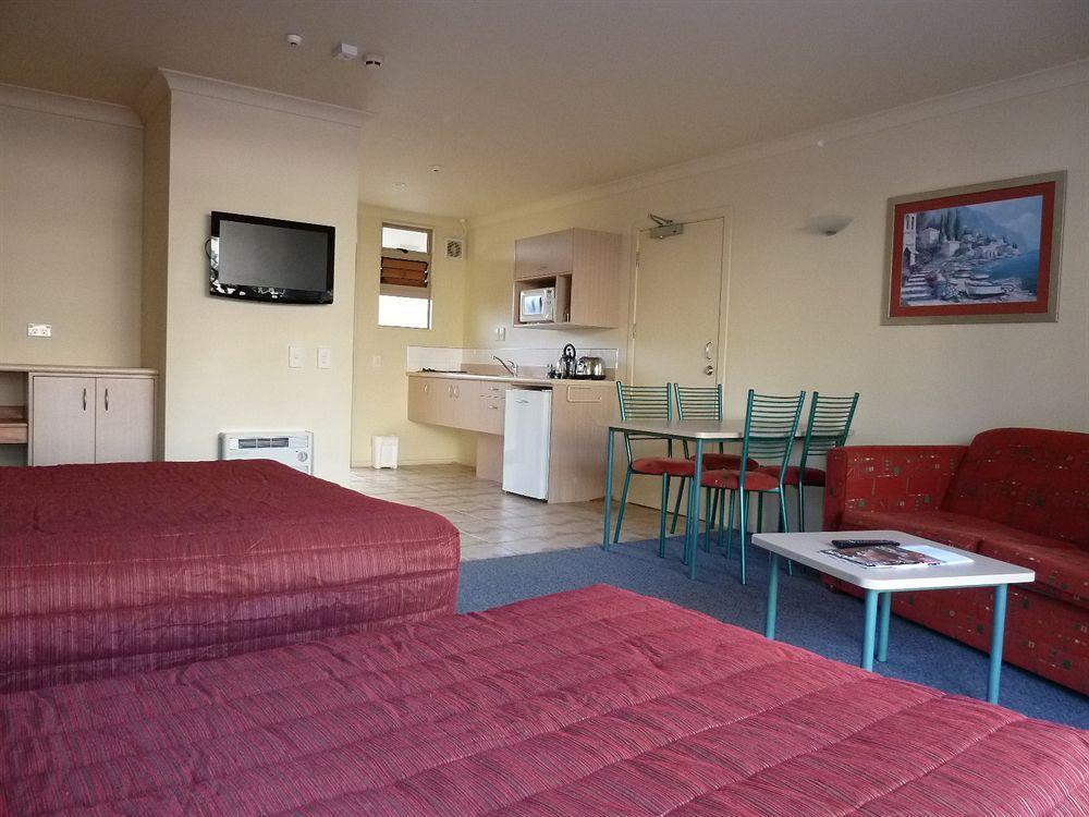 Raglan Sunset Motel And Conference Venue Exterior foto