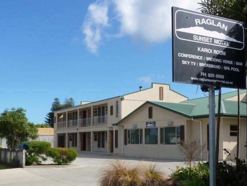Raglan Sunset Motel And Conference Venue Exterior foto